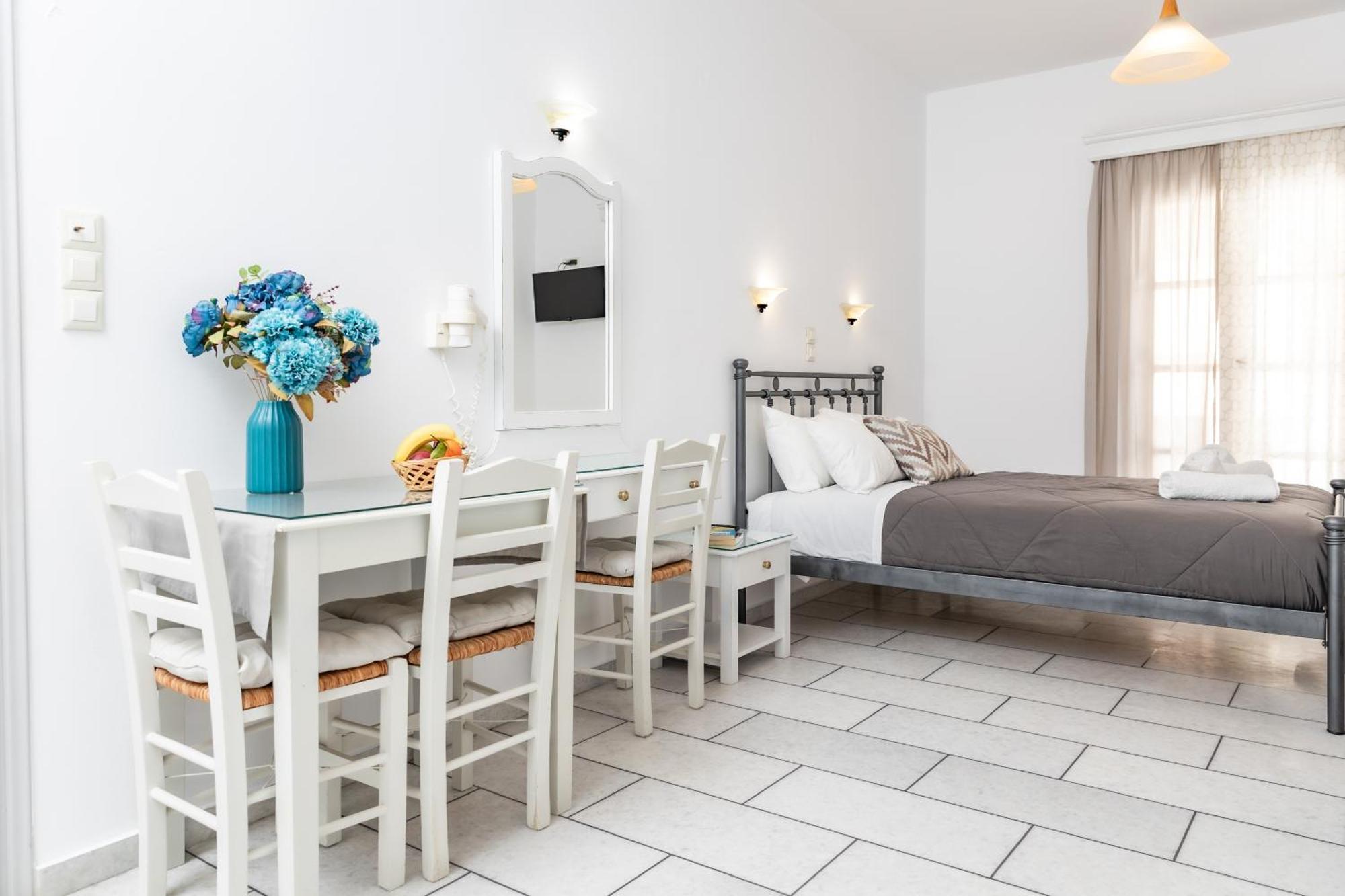 Depis Studios & Apartments Naxos City Kültér fotó