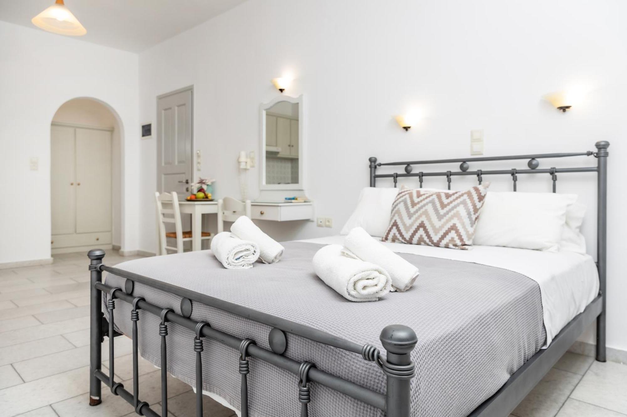 Depis Studios & Apartments Naxos City Kültér fotó